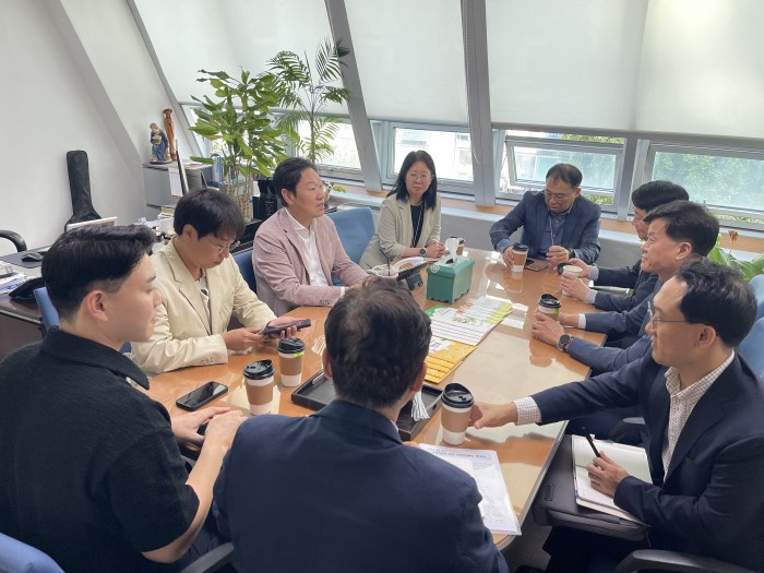 ac7e6eebd3e8fe5f5f82ea9e337e9711_1762219179_5208.jpg ac7e6eebd3e8fe5f5f82ea9e337e9711_1762219179_5208.jpg